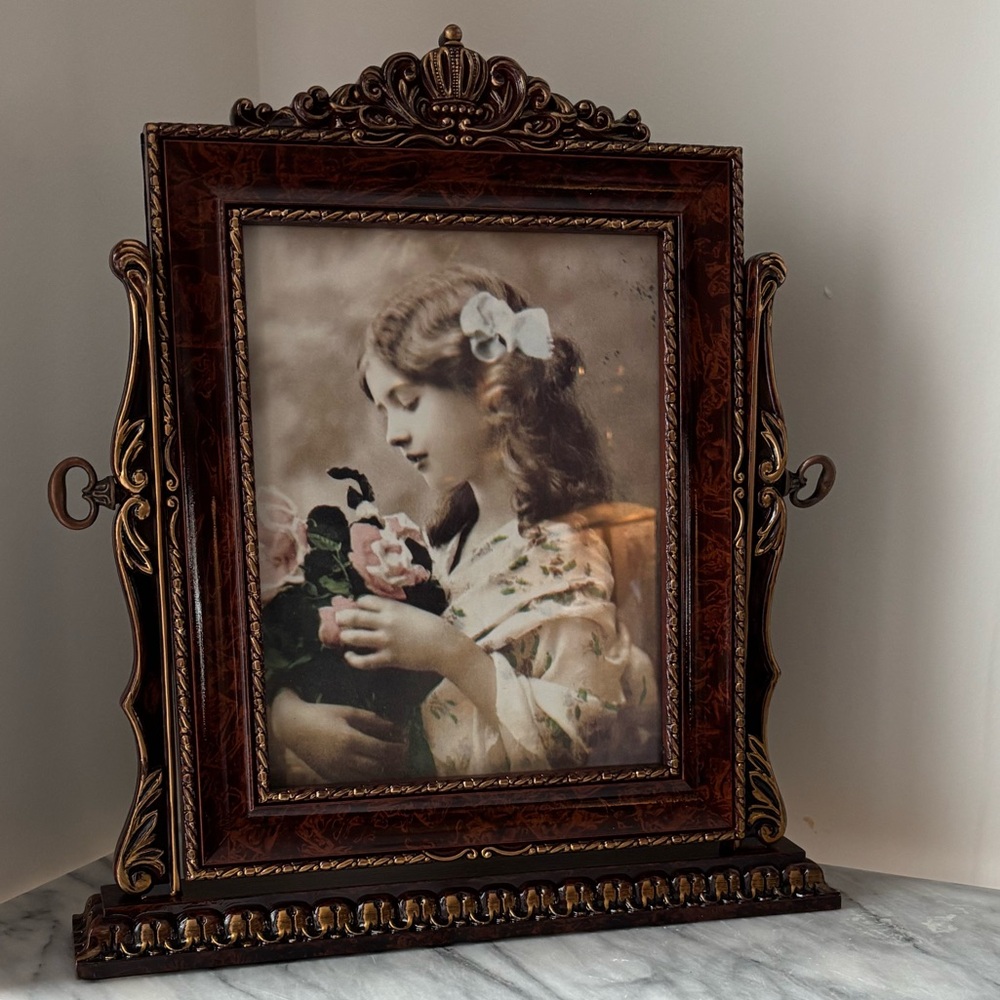 Antique Victorian Style Look Swivel Frame Burlwood Gold Ornate Detailing Lg New